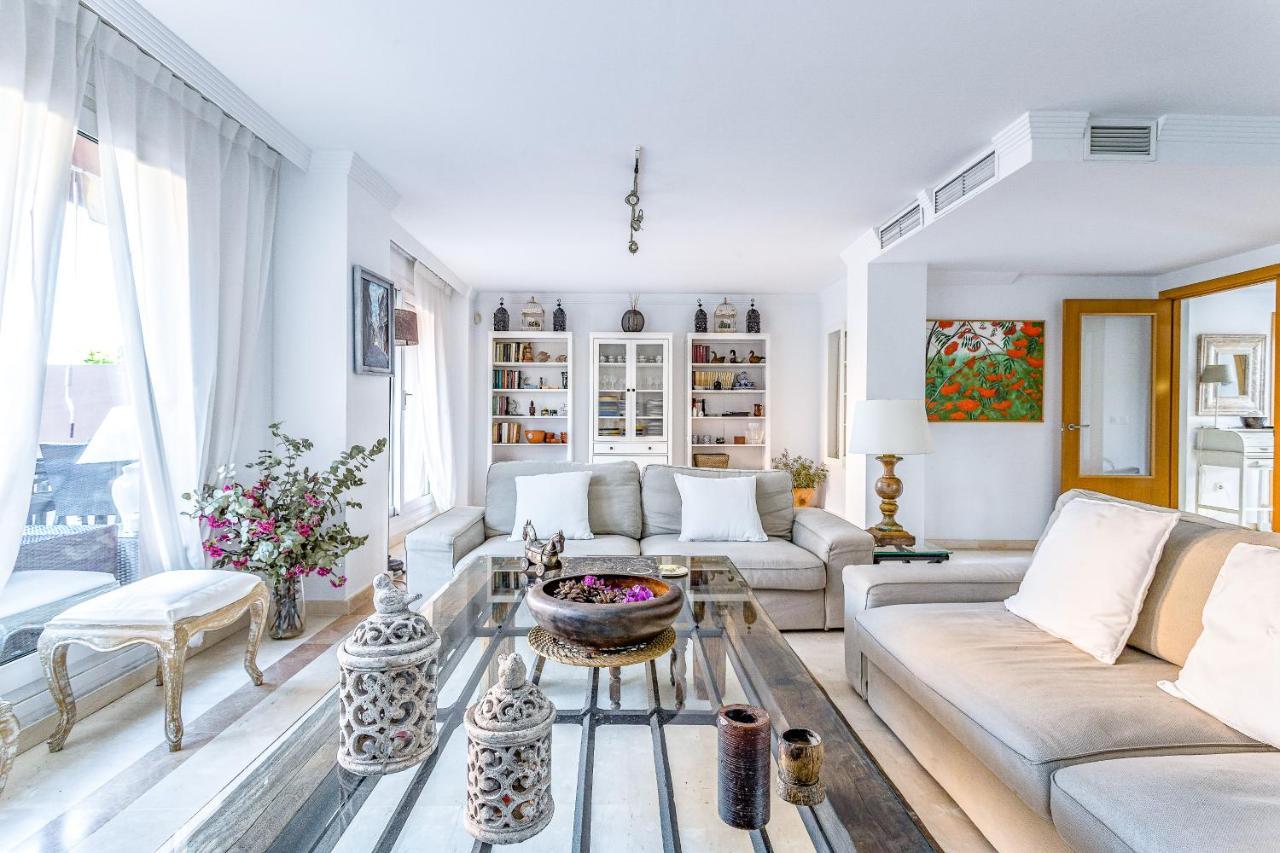 Oleholidays Adosado Mediterraneo Los Monteros 100 M Playa ماربيا المظهر الخارجي الصورة