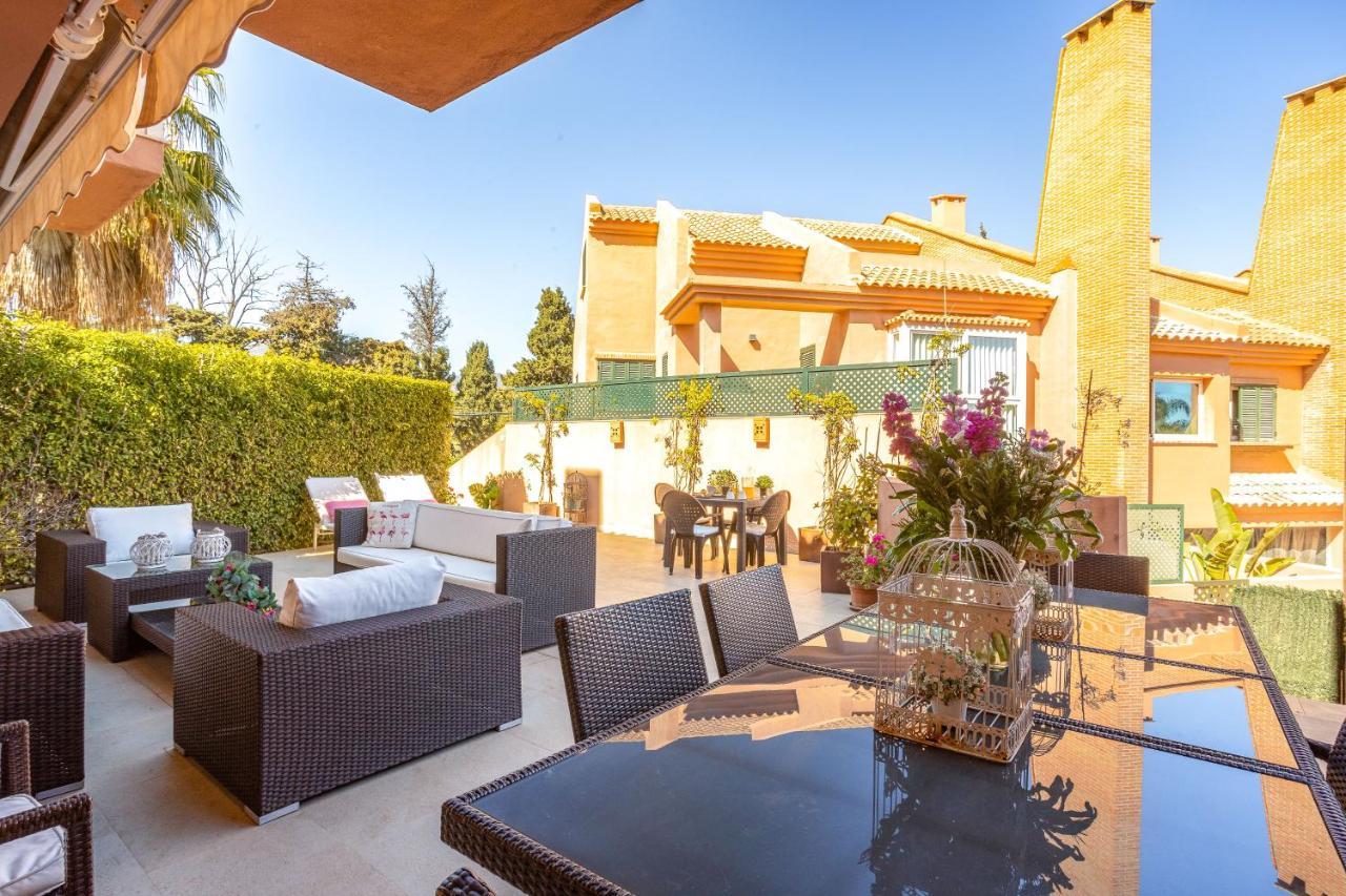 Oleholidays Adosado Mediterraneo Los Monteros 100 M Playa ماربيا المظهر الخارجي الصورة