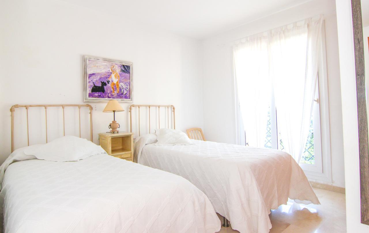Oleholidays Adosado Mediterraneo Los Monteros 100 M Playa ماربيا المظهر الخارجي الصورة